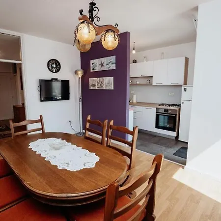 Big Near Center Zadar