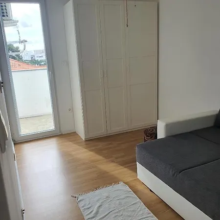 Big Near Center Apartment