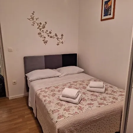 Apartament Big Near Center