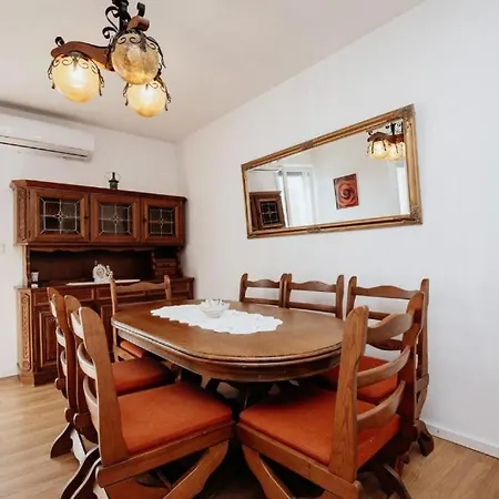 Big Near Center * Zadar