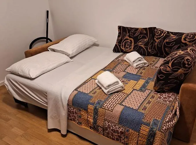 Big Near Center Apartman